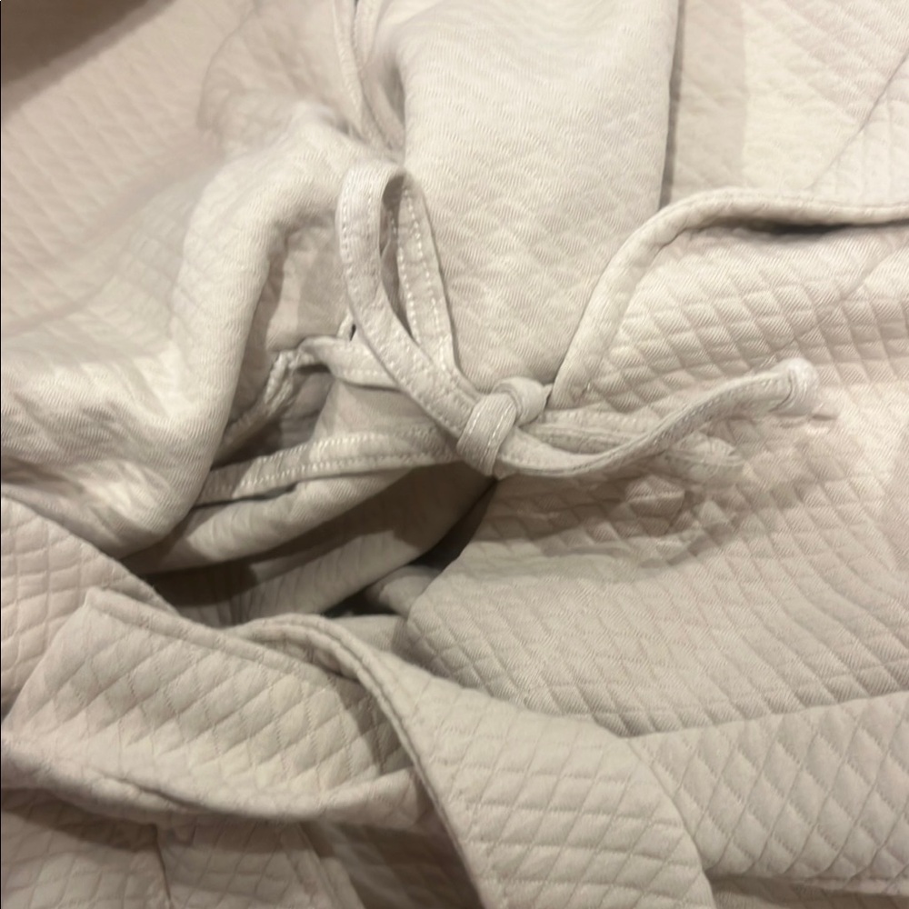 Frette Cream Textured Men's Robe - Picture 6 of 10